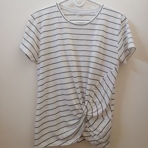 CLUB MONACO White Tee with Black Stripes